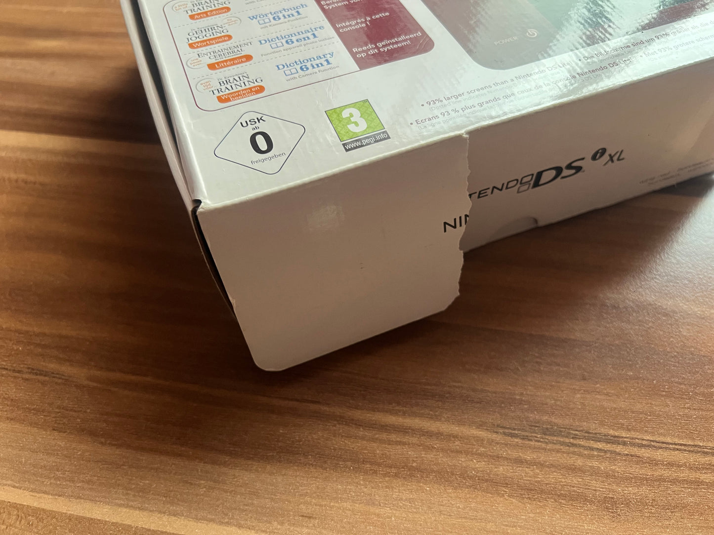 Nintendo DSi-XL - Handheld Spielekonsole - Bordeaux Rot inkl Zubehör + OVP